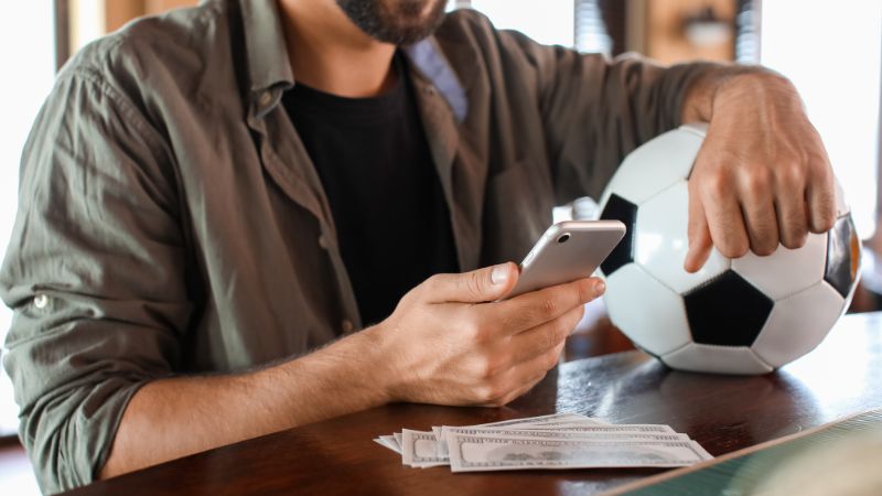 Những trang cá cược bóng đá uy tín cần có chuyên gia kiểm định để đảm bảo đánh giá trung lập